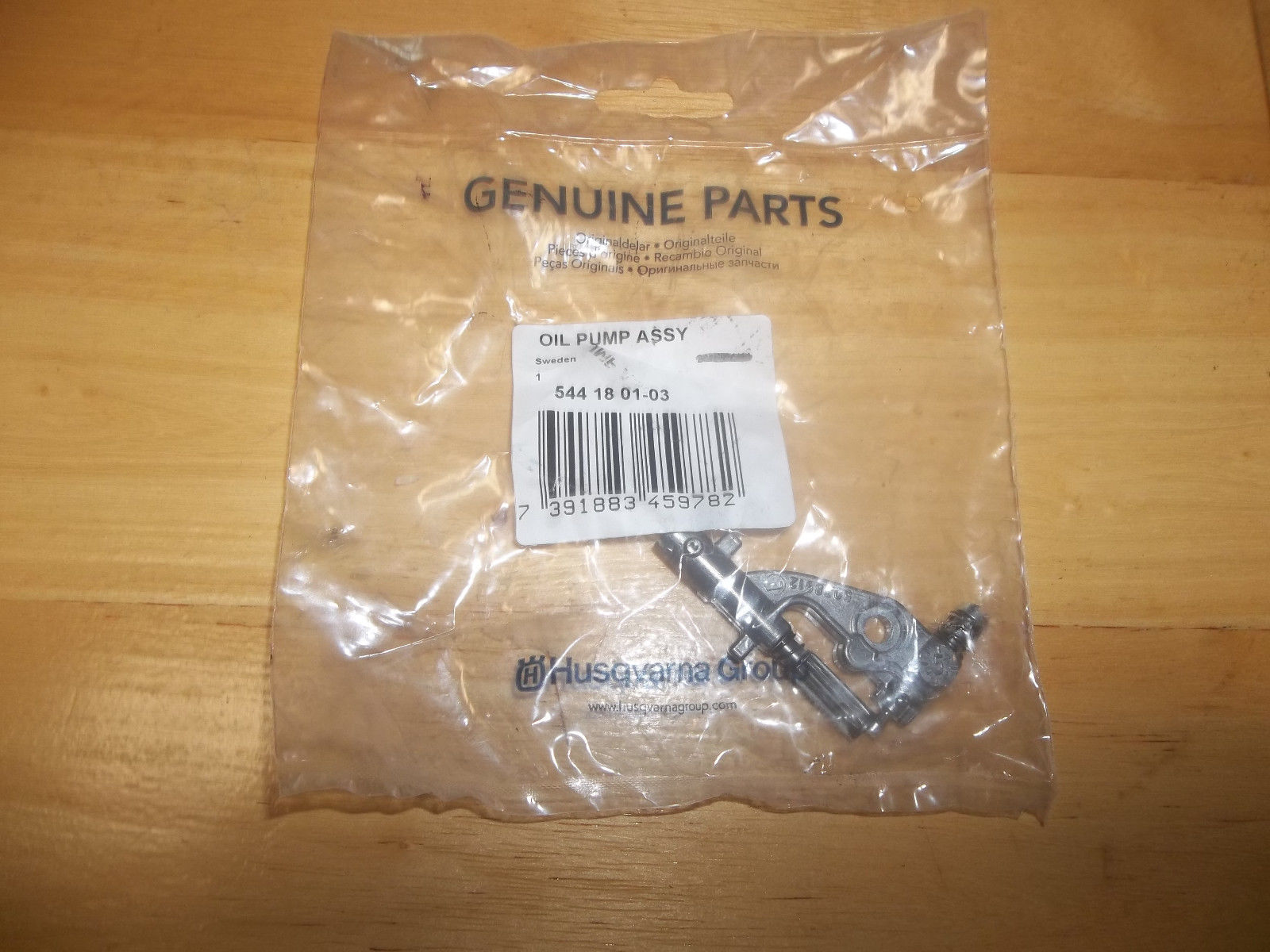 HUSQVARNA 346XP, 350,351,353 Oil Pump NEW O.E.M. Oiler - Image 5